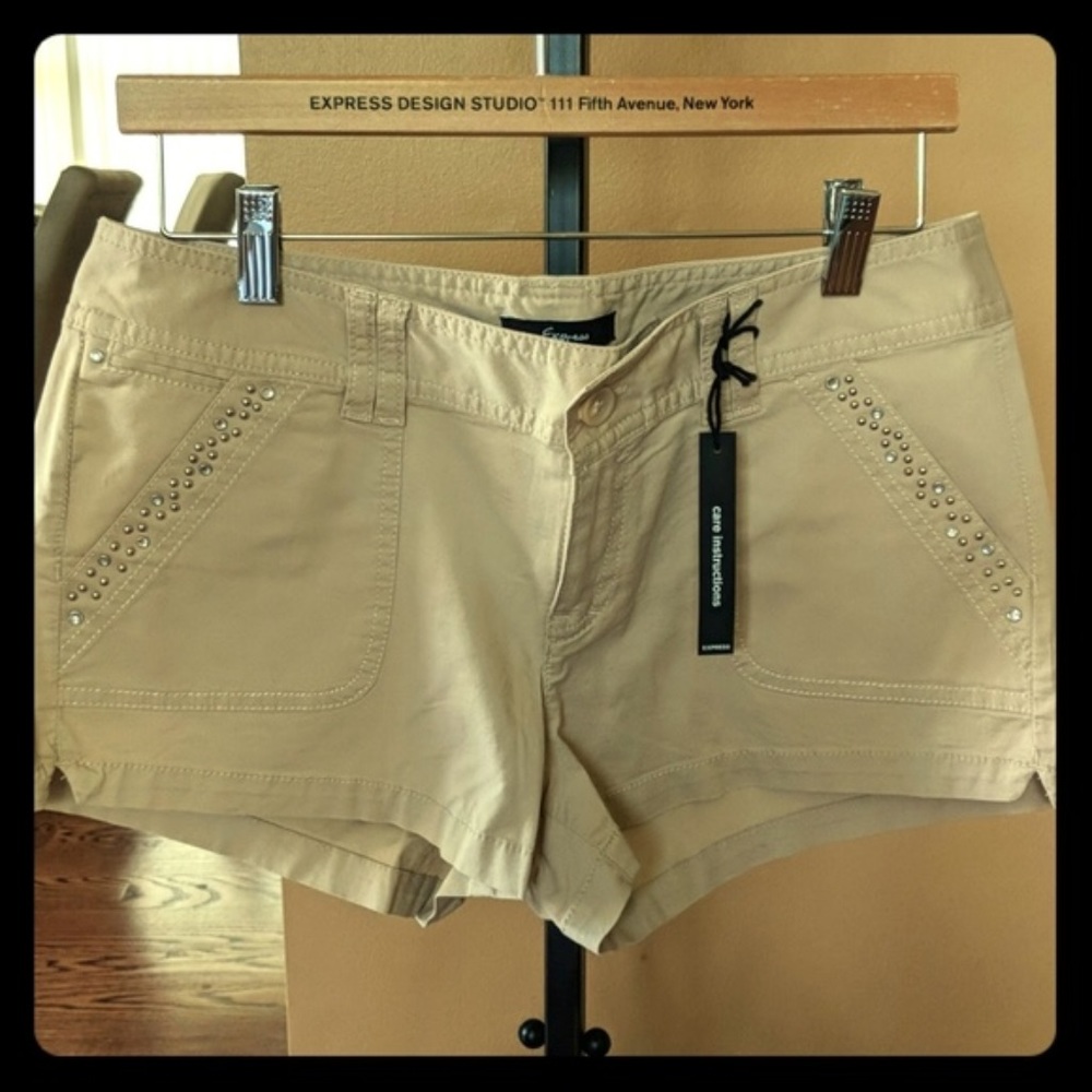 tan express shorts